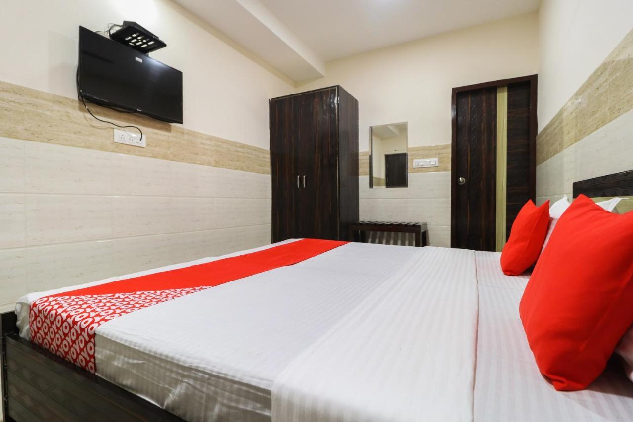 Oyo 49095 Hotel K Fort Abadpura Luaran gambar